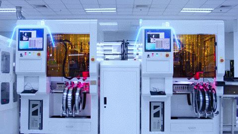 一臺手機是怎樣“智能”制造的？我們去聯想武漢工廠看了看——技術視角的深度解析
